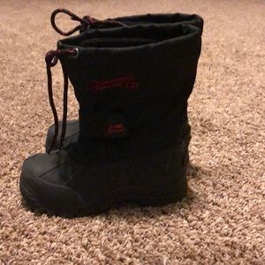 Boy’s size 10 Arctic Cat snow boots